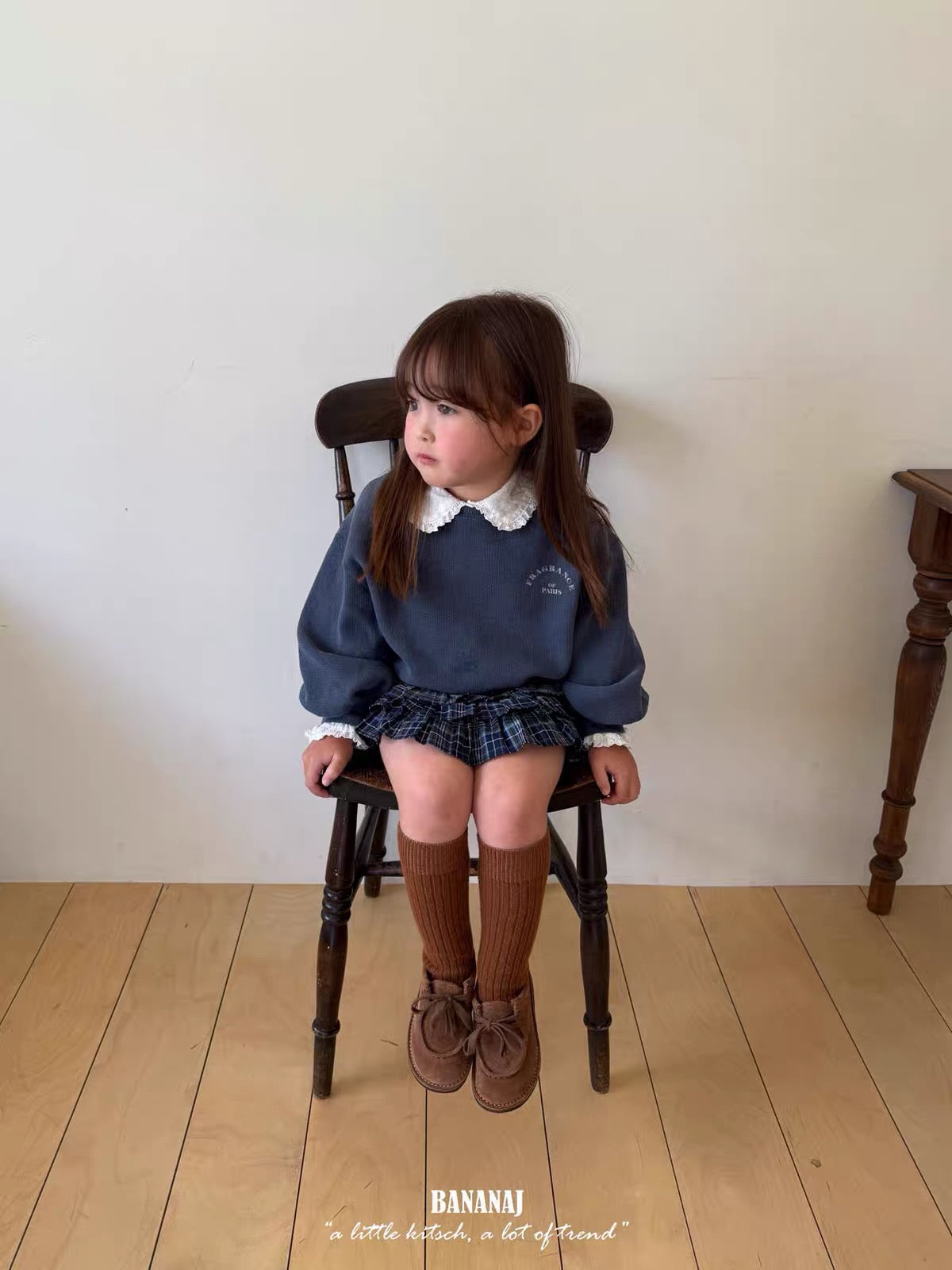 Korean Kidswear | Fragrance of Paris Sweatshirt