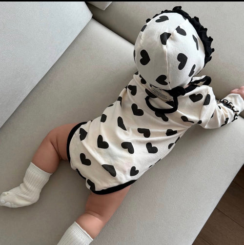 Korean Kidswear | Brody Jane Black Heart Baby 4-Piece Set