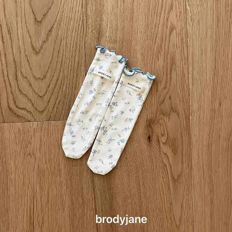 Korean Kidswear | Brody Jane Blue Floral Baby 4-Piece Set