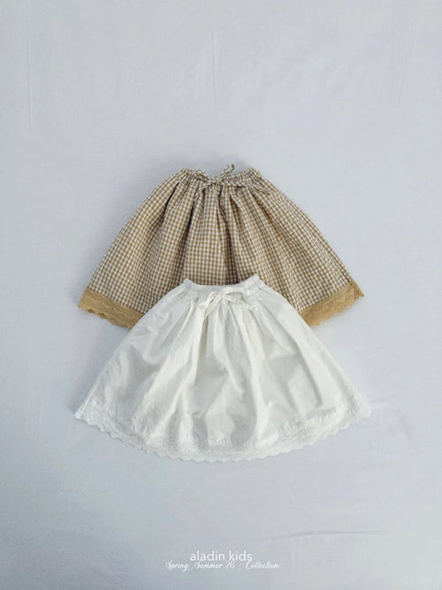 Korean Kidswear | Aladin Kids Vintage Lace Trim Skirt