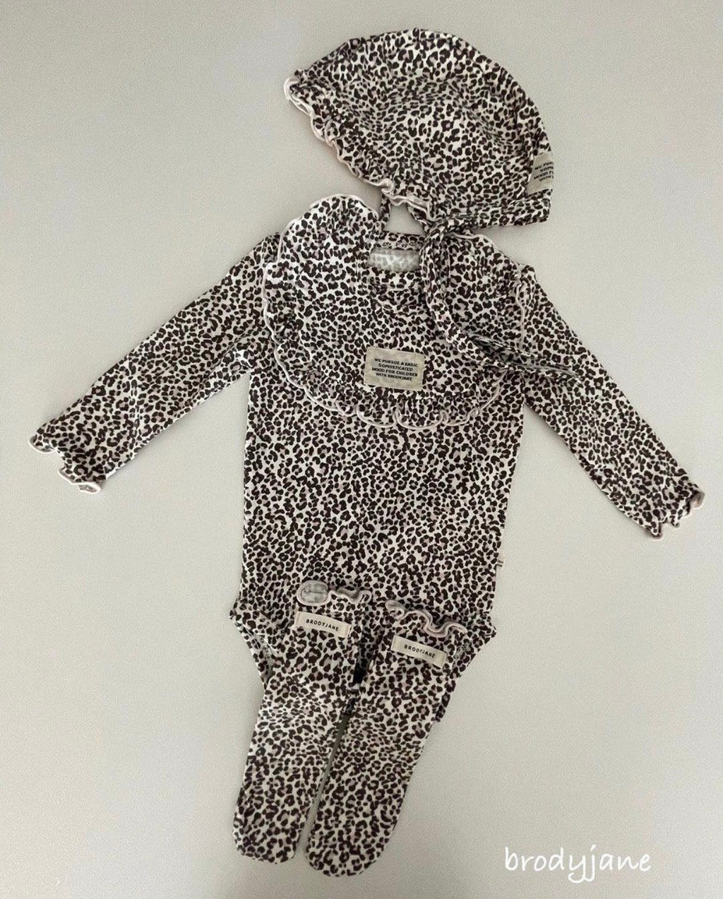 Korean Kidswear | BRODYJANE Baby Leopard Print 4-Piece Set