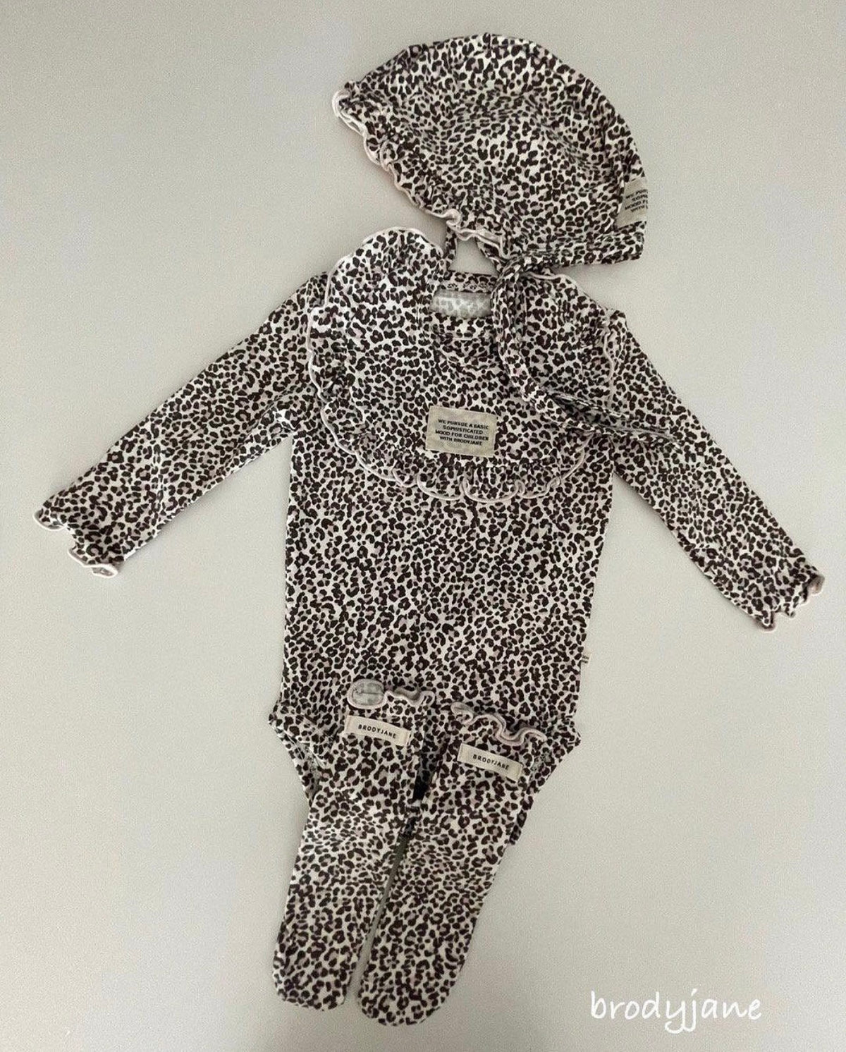 Korean Kidswear | BRODYJANE Baby Leopard Print 4-Piece Set