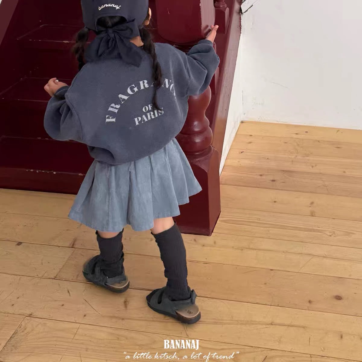 Korean Kidswear | Fragrance of Paris Sweatshirt