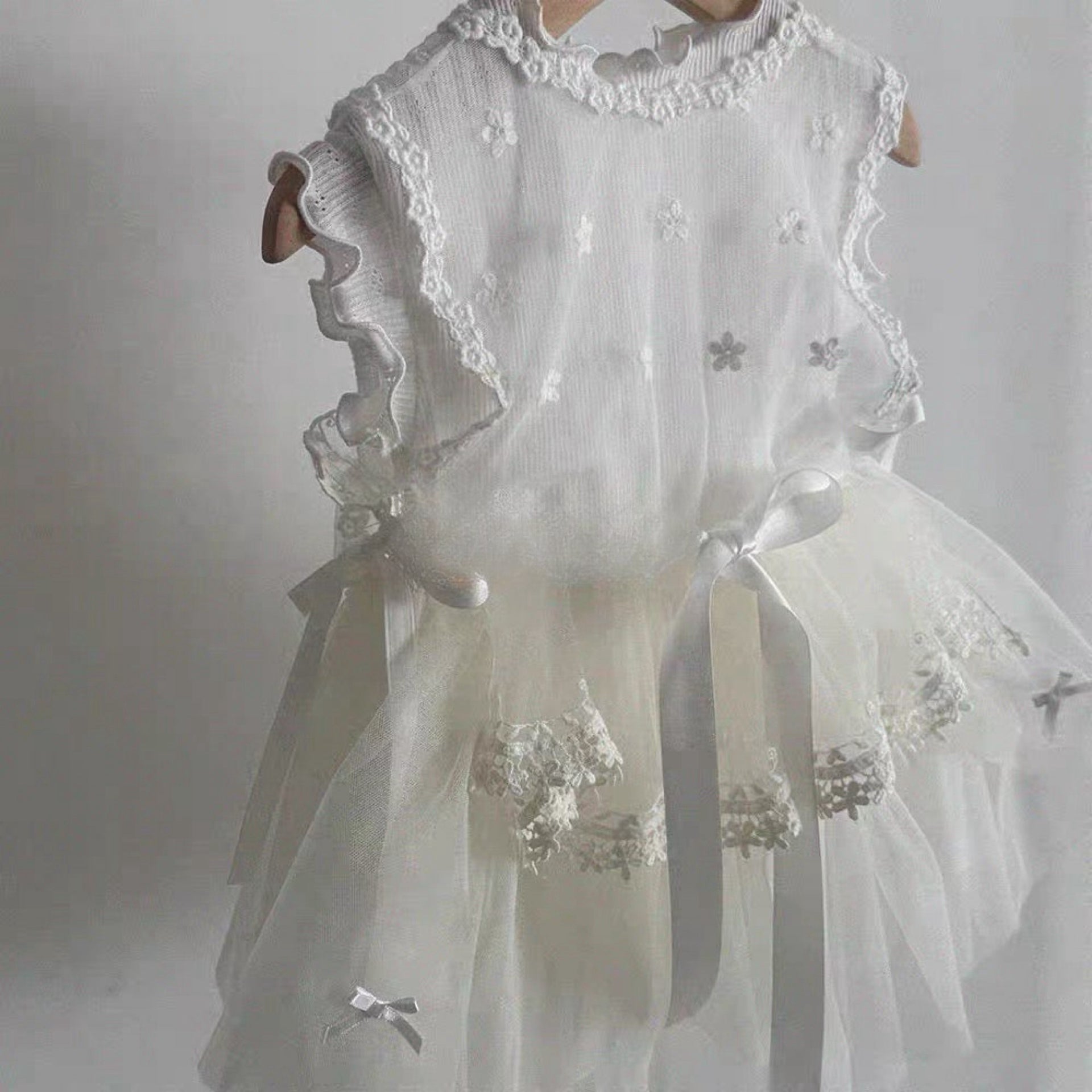 Korean Kidswear Floral Embroidered Tulle Princess Dress | White (Instock)