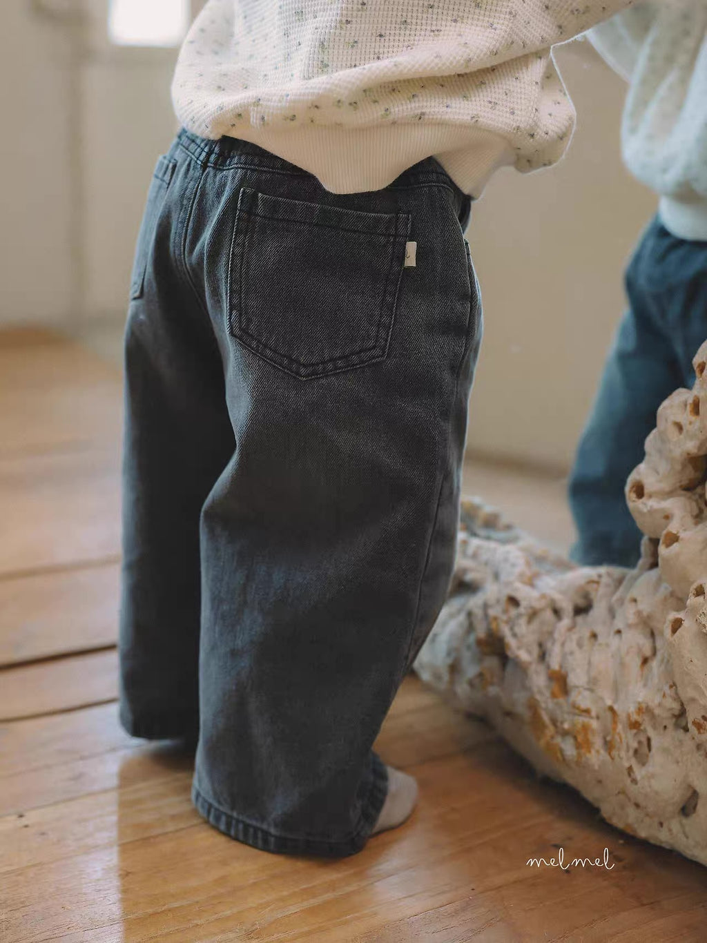 Korean Kidswear Washed Wide Leg Jeans – Charcoal