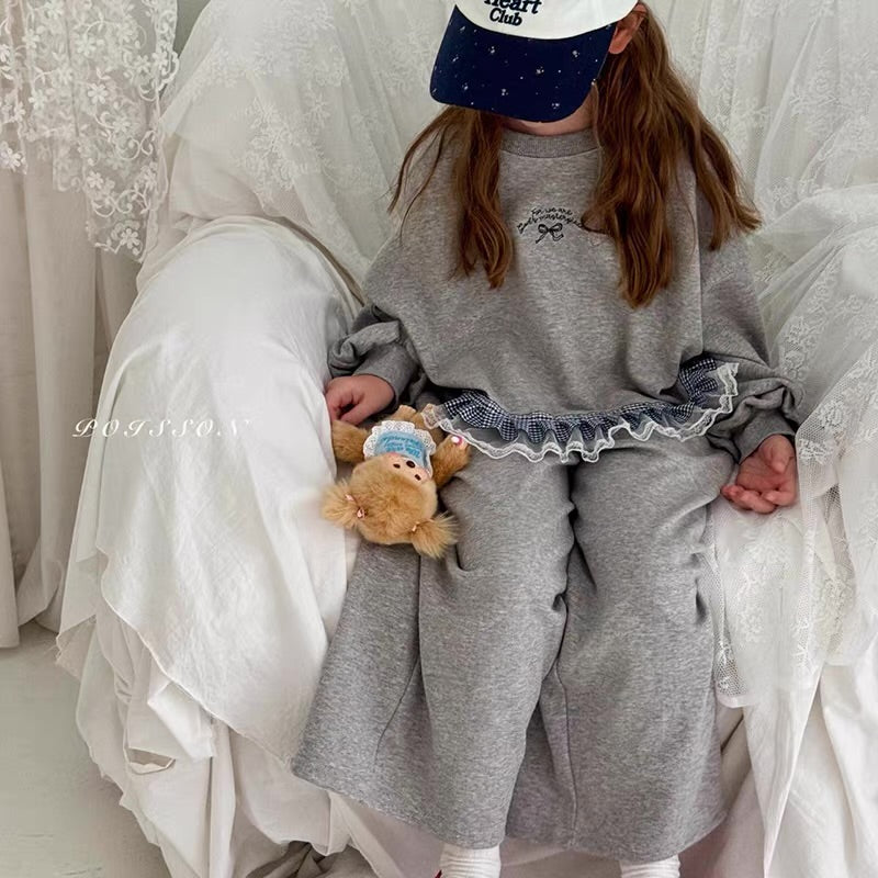 Korean Kidswear | Gingham Lace Ruffle Sweatshirt & Wide Leg Pants Set